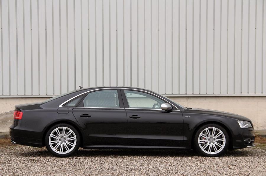  Audi S8 (D4) 2012 года  (WW) (фото 7 из 36)